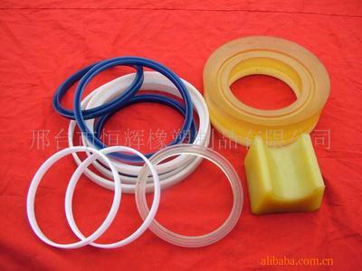 生產(chǎn)橡膠塑料制品的原材料;橡膠塑料制品;中、小型塑料制品;機(jī)械用橡膠密封制品;機(jī)械用橡膠減振制品;中、小_工業(yè)用橡膠制品 農(nóng)業(yè)用橡膠制品 _中國(guó) 河北 任縣 任城鎮(zhèn)光明街_邢臺(tái)市恒輝橡塑制品_